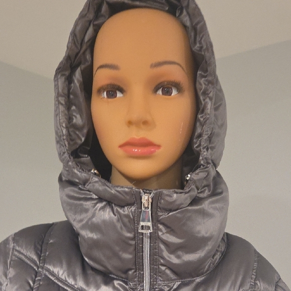 Calvin Klein Shiny Silver Puffer Coat - Picture 4 of 10